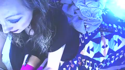 RiZZA and MiKE online show from 01-25-25, 01:19