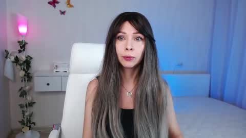 Wendi Foster online show from 12-19-24, 06:45