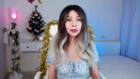 Wendi Foster online show from 12-25-24, 07:34