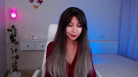 Wendi Foster online show from 11-25-25, 07:03