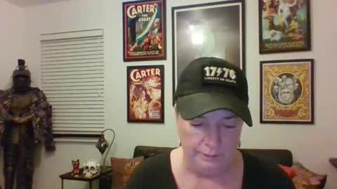 WendyCU online show from 04-05-26, 04:09