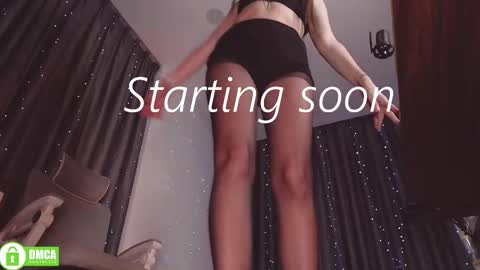 Snapshot of wendyemily chatting on 10-10-25, 05:17 wendyemily online show from 10-10-25, 05:17