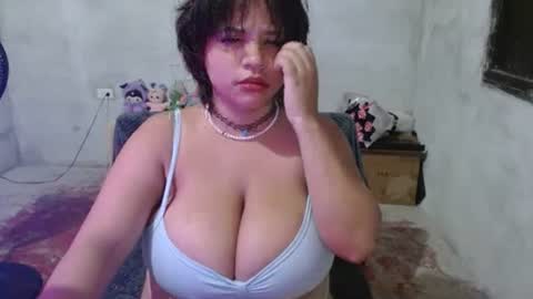 Snapshot of wenkitty chatting on 09-30-25, 06:13 kitty online show from 09-30-25, 06:13