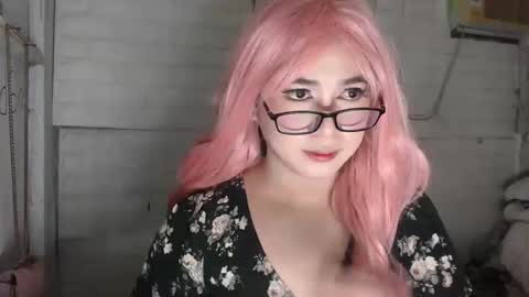 Snapshot of weremeanttobe chatting on 09-26-25, 07:29 andrew online show from 09-26-25, 07:29