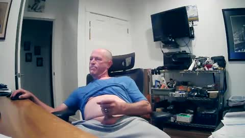 Snapshot of weseeyouwatching chatting on 09-15-25, 04:45 weseeyouwatching online show from 09-15-25, 04:45