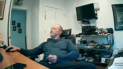 Snapshot of weseeyouwatching chatting on 10-06-25, 04:04 weseeyouwatching online show from 10-06-25, 04:04