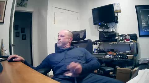 Snapshot of weseeyouwatching chatting on 10-21-25, 04:35 weseeyouwatching online show from 10-21-25, 04:35