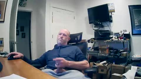 Snapshot of weseeyouwatching chatting on 12-19-25, 12:17 weseeyouwatching online show from 12-19-25, 12:17