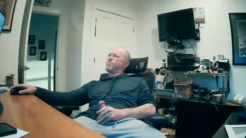 Snapshot of weseeyouwatching chatting on 01-13-26, 04:23 weseeyouwatching online show from 01-13-26, 04:23