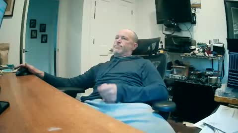 Snapshot of weseeyouwatching chatting on 02-12-26, 06:03 weseeyouwatching online show from 02-12-26, 06:03