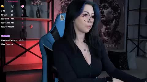 little girl who is always rightLisa online show from 01-11-26, 01:32