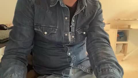 wet_adidasboy online show from 09-26-25, 01:59