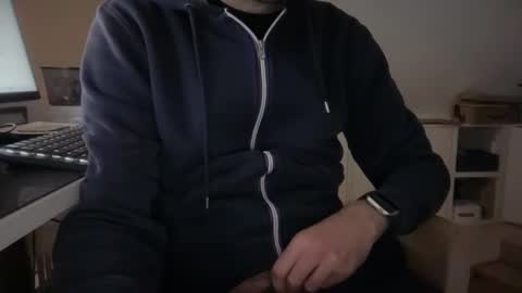 wet_adidasboy online show from 12-19-25, 07:04