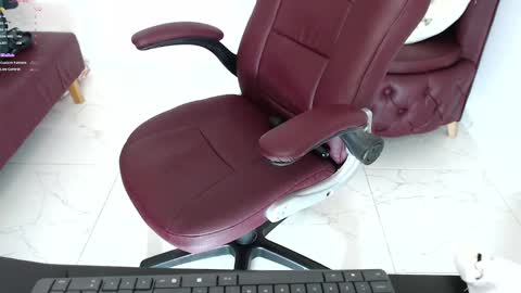 Diva online show from 01-16-25, 01:27