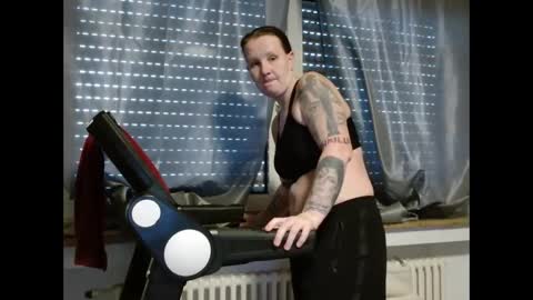 Snapshot of wetgerman2 chatting on 01-15-25, 11:21 Wetgerman online show from 01-15-25, 11:21