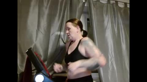 Snapshot of wetgerman2 chatting on 01-16-25, 09:27 Wetgerman online show from 01-16-25, 09:27