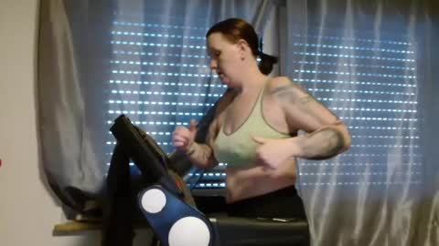 Snapshot of wetgerman2 chatting on 01-21-25, 11:13 Wetgerman online show from 01-21-25, 11:13