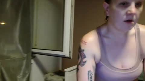 Snapshot of wetgerman2 chatting on 01-27-25, 04:33 Wetgerman online show from 01-27-25, 04:33