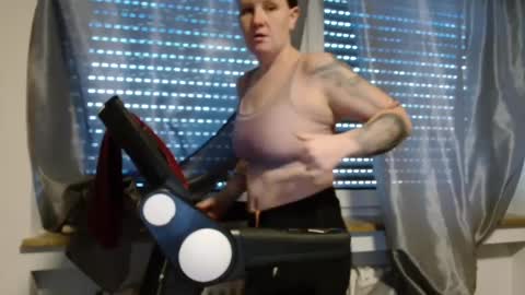 Snapshot of wetgerman2 chatting on 01-29-25, 11:20 Wetgerman online show from 01-29-25, 11:20