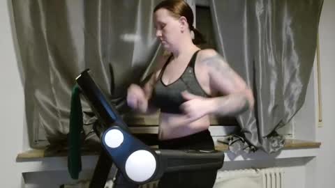 Snapshot of wetgerman2 chatting on 02-05-25, 11:12 Wetgerman online show from 02-05-25, 11:12