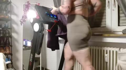 Snapshot of wetgerman2 chatting on 02-07-25, 05:10 Wetgerman online show from 02-07-25, 05:10