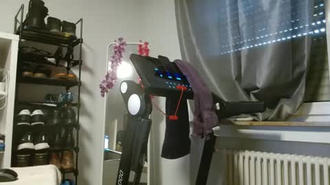 Snapshot of wetgerman2 chatting on 02-10-25, 11:25 Wetgerman online show from 02-10-25, 11:25