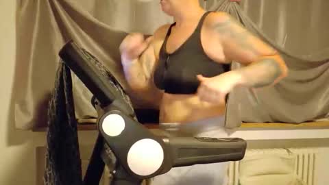 Snapshot of wetgerman2 chatting on 09-16-25, 06:09 Wetgerman online show from 09-16-25, 06:09