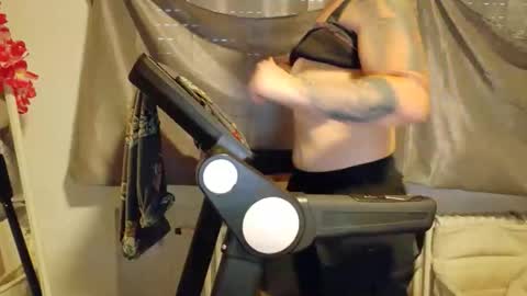 Snapshot of wetgerman2 chatting on 10-31-25, 06:25 Wetgerman online show from 10-31-25, 06:25