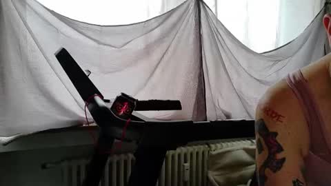 Snapshot of wetgerman2 chatting on 01-10-26, 12:29 Wetgerman online show from 01-10-26, 12:29