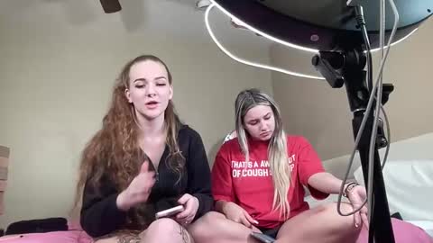 Snapshot of wh0remoanal chatting on 12-16-25, 05:23 Madasyn Rose online show from 12-16-25, 05:23