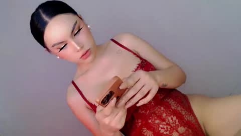 Snapshot of what_the_fuckxx chatting on 02-21-26, 06:36 kiara online show from 02-21-26, 06:36