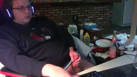 whateverdude555 online show from 12-16-25, 04:06