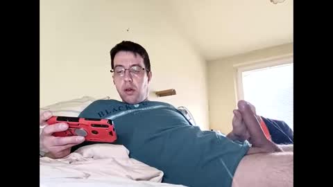 Snapshot of whatwouldyouliketosee chatting on 12-24-24, 08:00 stoffy online show from 12-24-24, 08:00