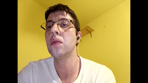 Snapshot of whatwouldyouliketosee chatting on 03-11-25, 01:26 stoffy online show from 03-11-25, 01:26