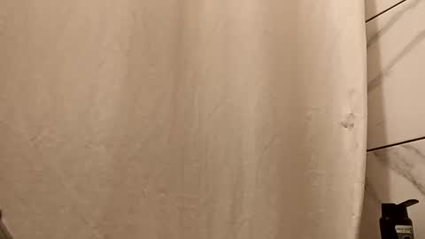 Snapshot of whichamajigger1 chatting on 11-01-25, 11:51 whichamajigger1 online show from 11-01-25, 11:51