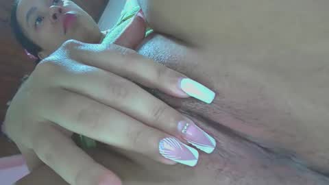 white_sexy_ online show from 02-04-25, 09:49