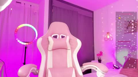 whiteatenea online show from 02-06-25, 08:18