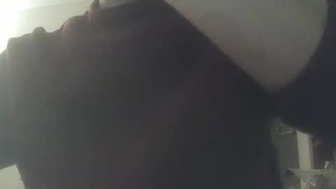 Snapshot of whiteduke81 chatting on 01-19-25, 06:53 Whiteduke online show from 01-19-25, 06:53