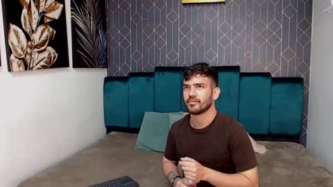 Dylan white online show from 02-11-25, 05:40