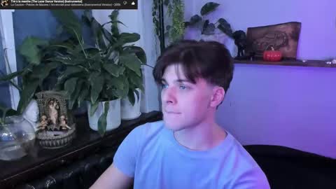 Gus online show from 10-15-25, 07:36