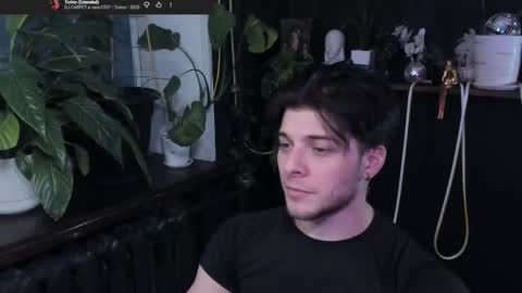 Gus online show from 12-22-25, 09:56