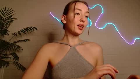 You wont find me here on Saturdays and Sundays  online show from 02-01-26, 03:10