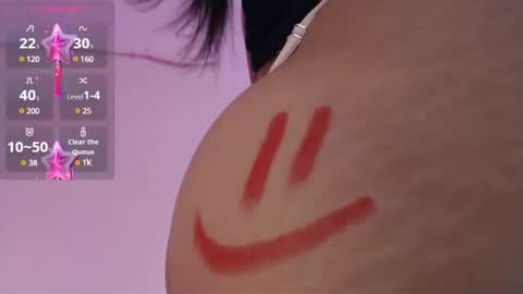 Snapshot of whitneyfantastic chatting on 12-12-24, 05:52 whitneyfantastic online show from 12-12-24, 05:52