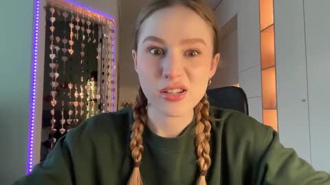 Alisa online show from 03-08-25, 07:05