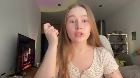 Alisa online show from 02-15-26, 07:38