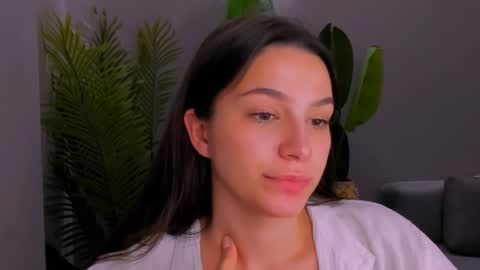 Snapshot of whoislulu chatting on 02-08-25, 06:44 whoislulu online show from 02-08-25, 06:44