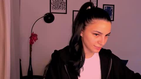 Snapshot of whoislulu chatting on 09-14-25, 08:41 whoislulu online show from 09-14-25, 08:41