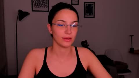 Snapshot of whoislulu chatting on 09-27-25, 09:31 whoislulu online show from 09-27-25, 09:31