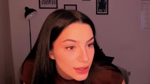 Snapshot of whoislulu chatting on 10-24-25, 07:43 whoislulu online show from 10-24-25, 07:43