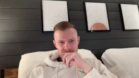 Snapshot of whoops1017 chatting on 01-07-25, 02:41 whoops1017 online show from 01-07-25, 02:41